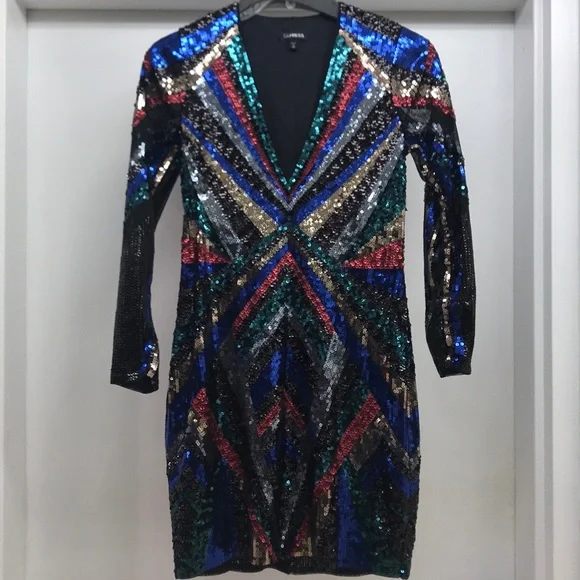 🆕Express Sequin💃🏻😻 Dress Sz M - Picture 2 of 2